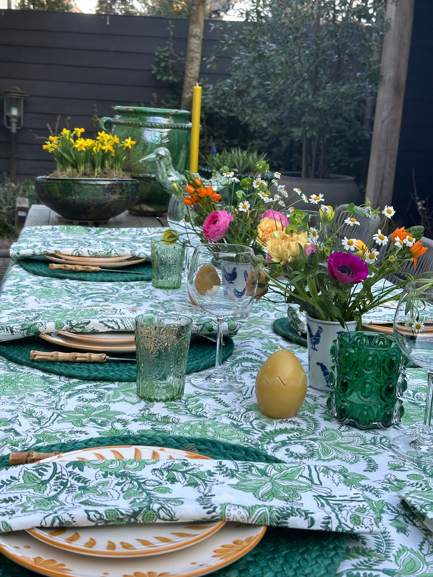 Tafelkleed Indiase blockprint wit met groene bloemmotieven