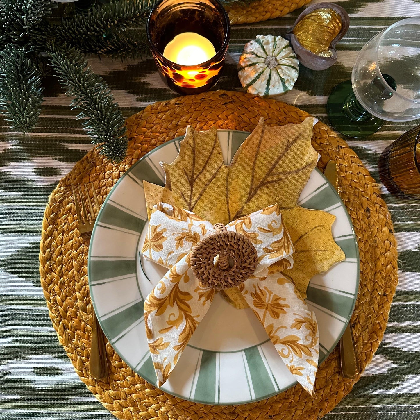 Tafelkleed Mallorcaanse ikat print olijf groen - Frank Styling