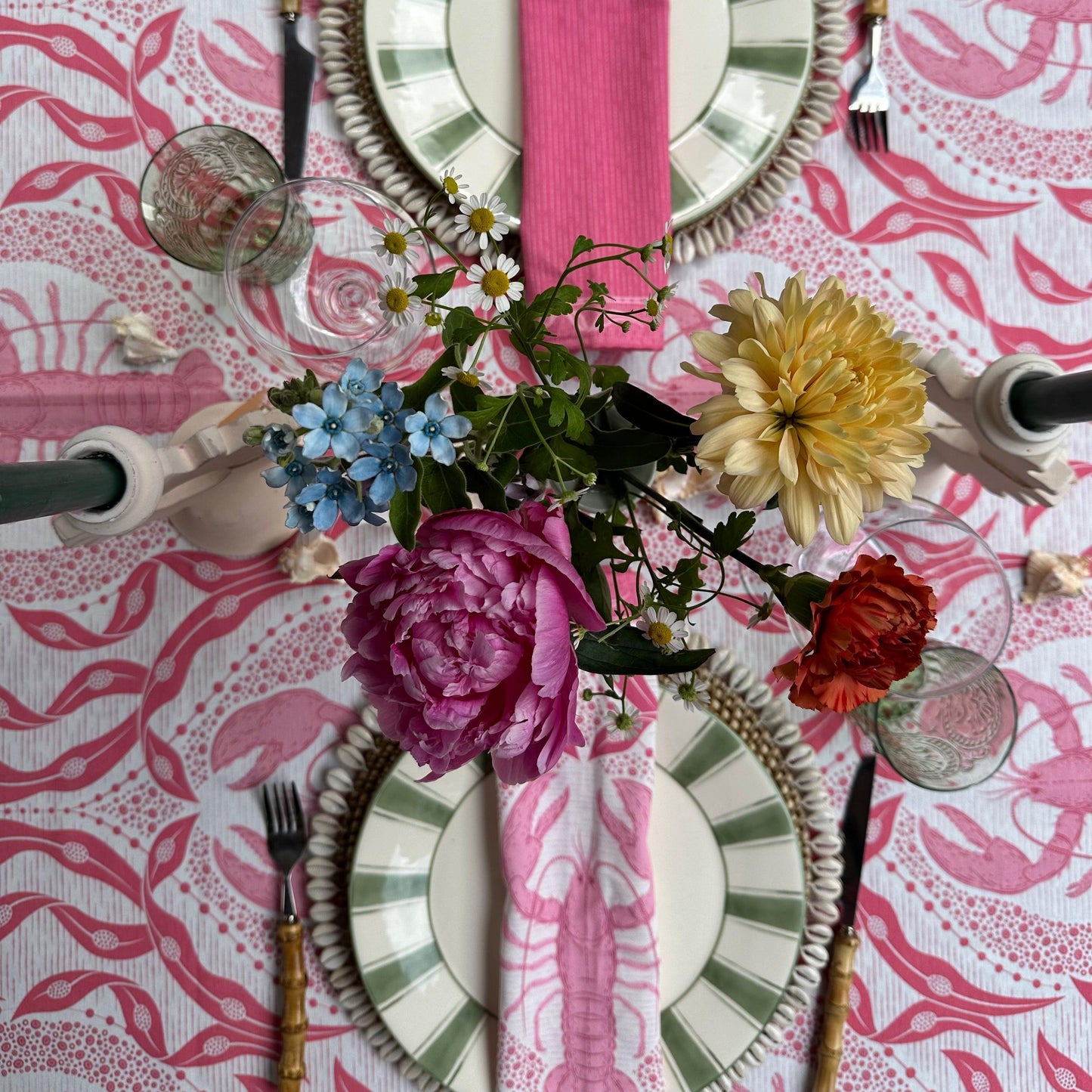 Waterafstotend tafelkleed kreeftenprint roze - Frank Styling