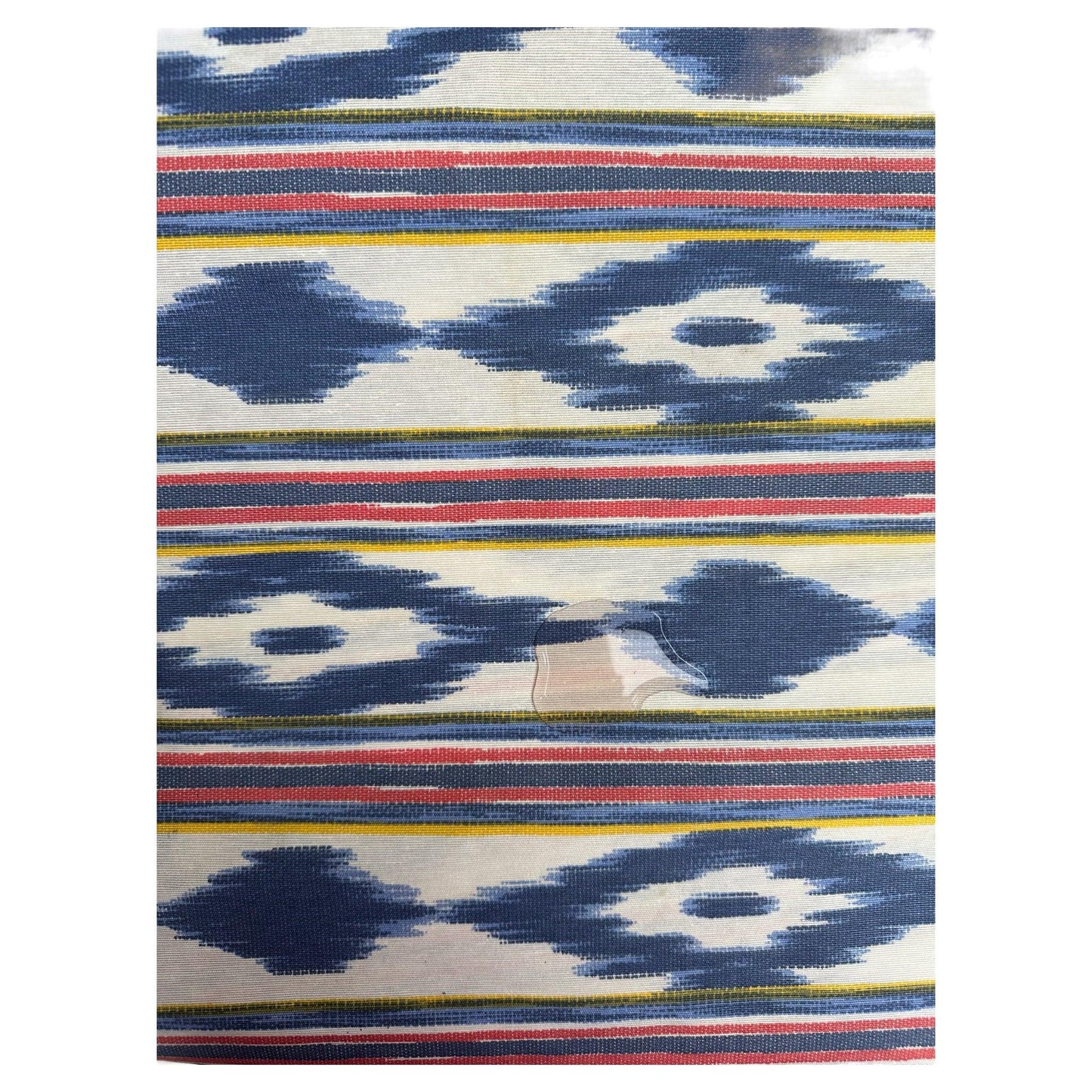Waterafstotend tafelkleed ikat blauw met gele en rode streep - Frank Styling