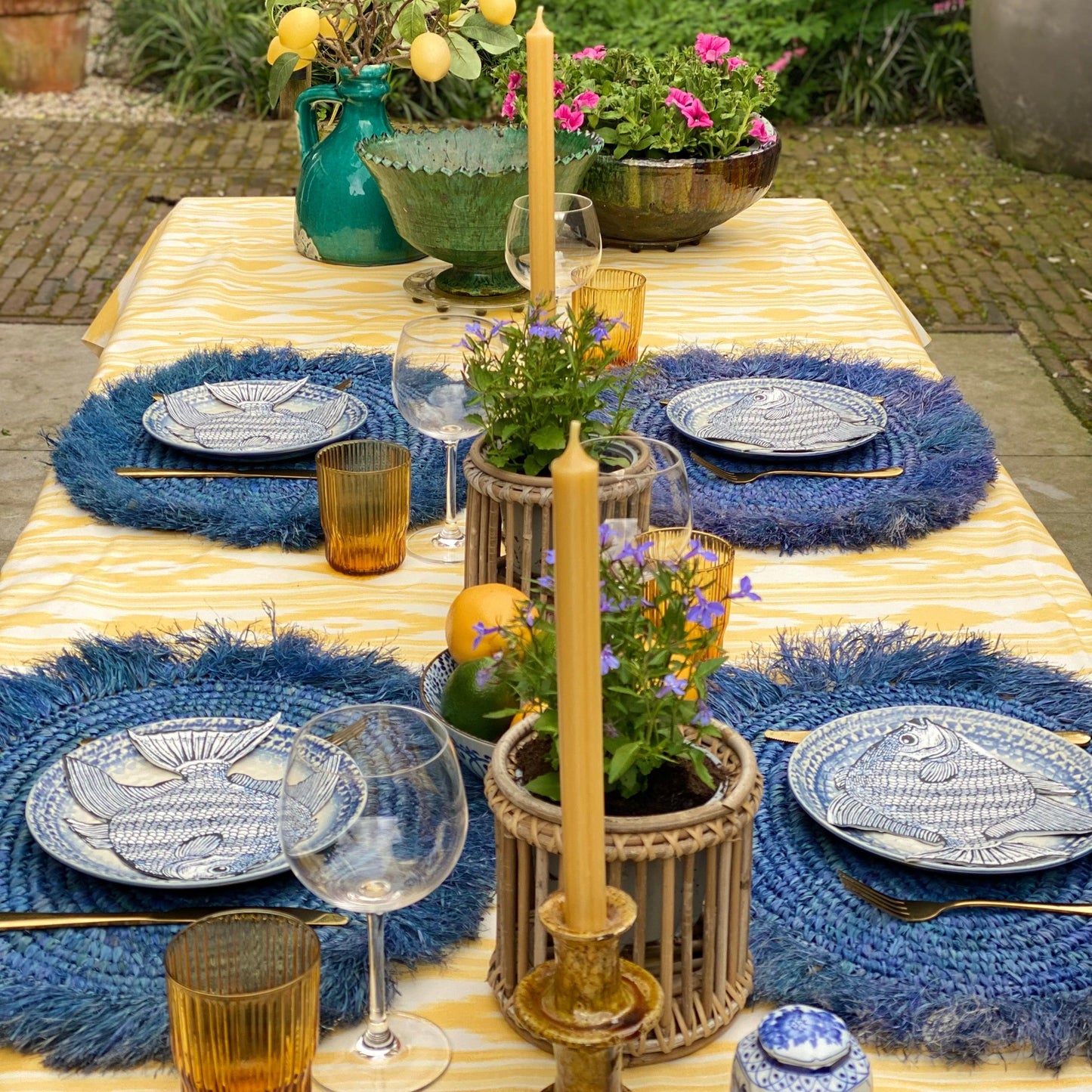 Waterafstotend tafelkleed gele ikat - Frank Styling