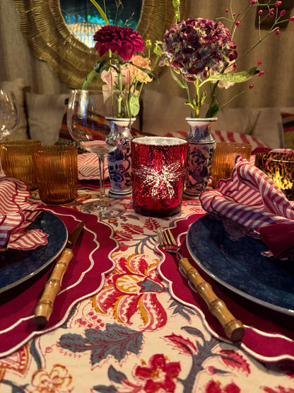 Tafelkleed Indiase blockprint met oud blauw en bordeaux bloemen