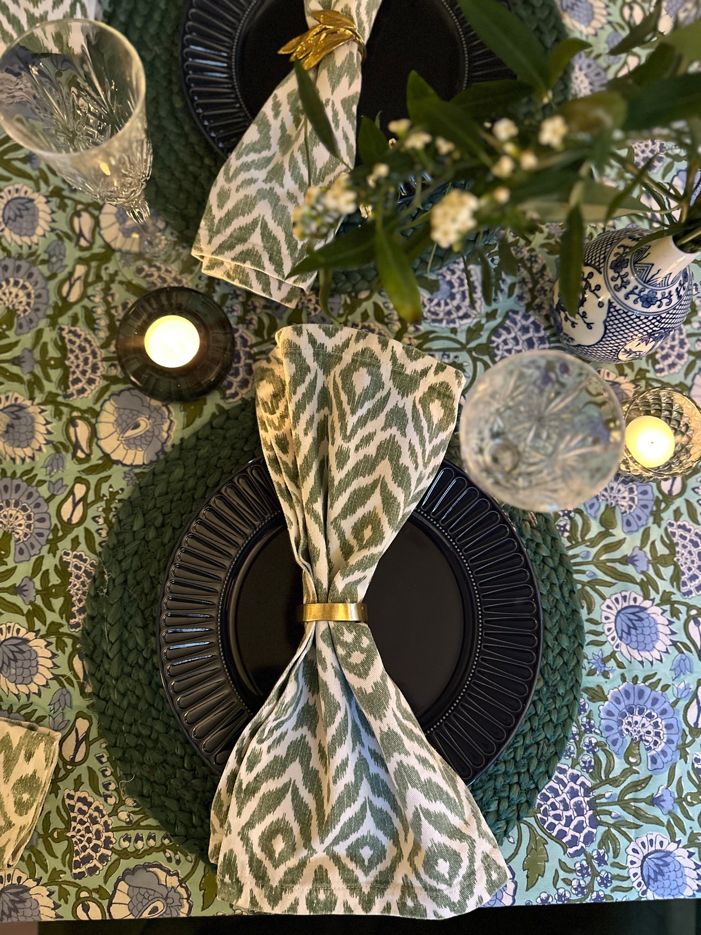 Tafelkleed Indiase blockprint aquagroen met blauwe bloemprint