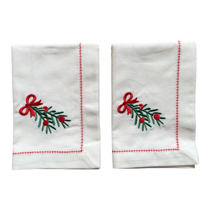 Witte kerstservetten (set van 2) met geborduurde dennentak