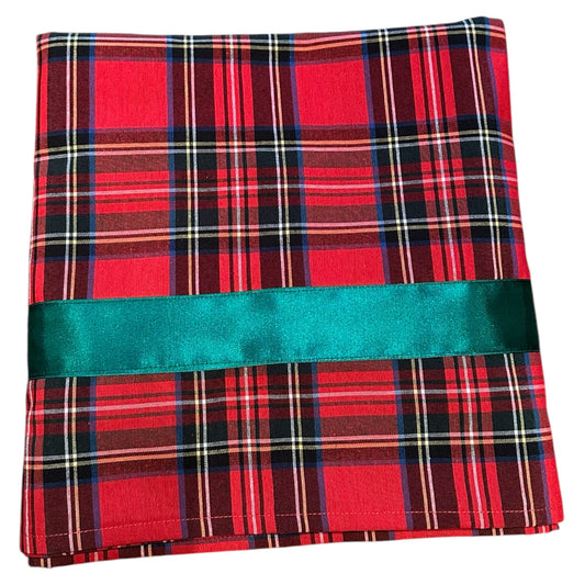 Tafelkleed rood met kerst ruit en groene bies